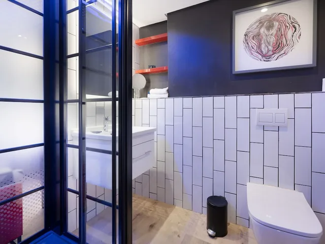 غرفة ديلوكس بسرير كوين، ANEW Hotel Green Point Cape Town 4/5