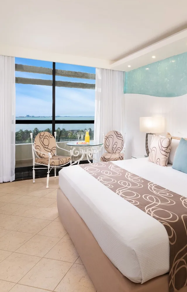 grand, sunset view, Grand Oasis Cancun All Inclusive 5/9