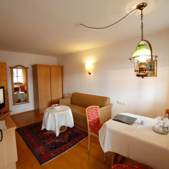 شقة، Hotel Oberschmied 5/8