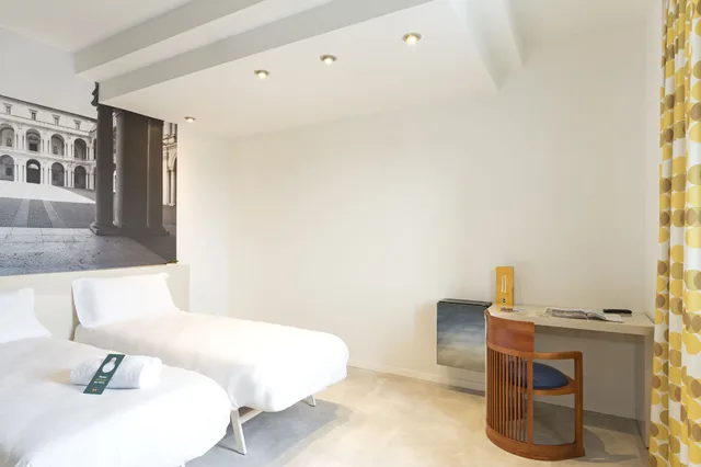 غرفة قياسية بسريرين منفصلين، B&B Hotel Modena 2/12