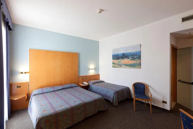 غرفة ثلاثية، Unaway Hotel Occhiobello 1/3