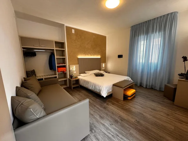 غرفة كومفورت ثلاثية، Hotel Etna 9/10