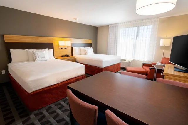 جناح استوديو ركني بسرير كوين لذوي الإعاقة، TownePlace Suites by Marriott Irvine Lake Forest 2/3