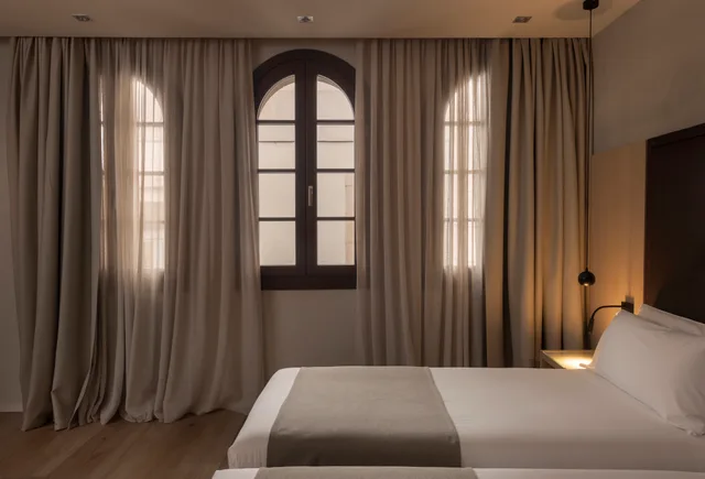 غرفة سوبيريور مفردة، Gran Hotel Barcino 10/10