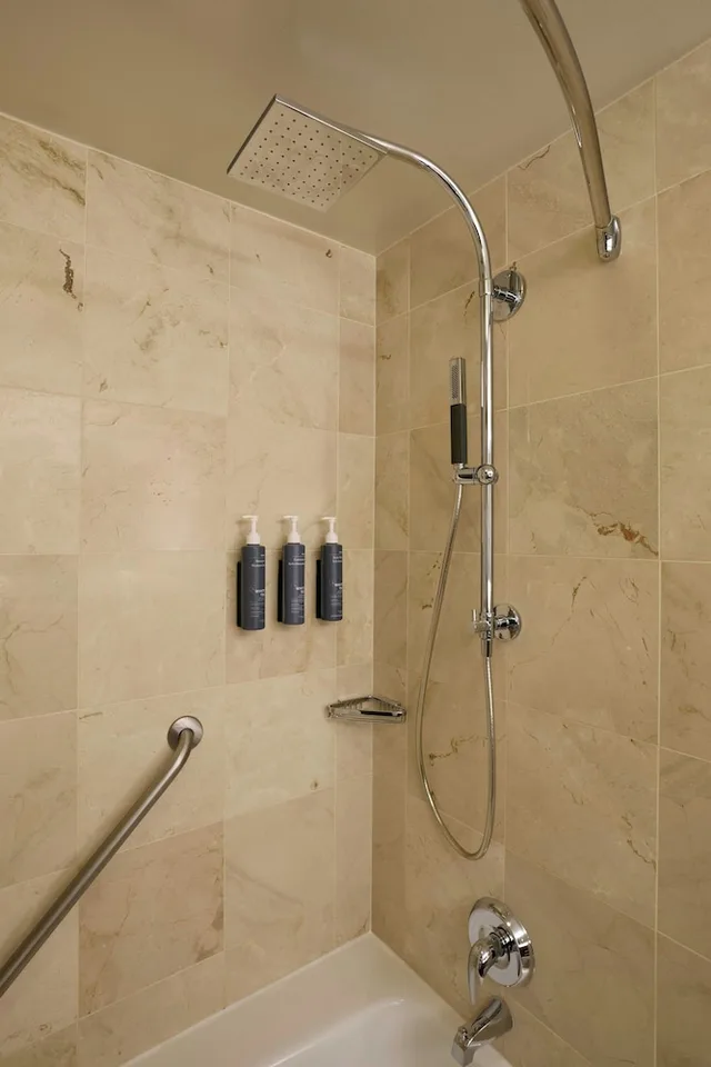 جناح رئاسي بسرير مزدوج، The Westin Detroit Metropolitan Airport 10/10