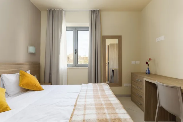 شقة بسريرين كوين، Tuscasi Aparthotel 1/7
