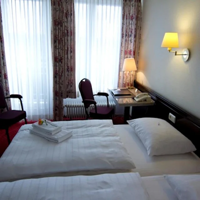 غرفة قياسية بسرير كينج، Sachsenwald Hotel Reinbek 3/7
