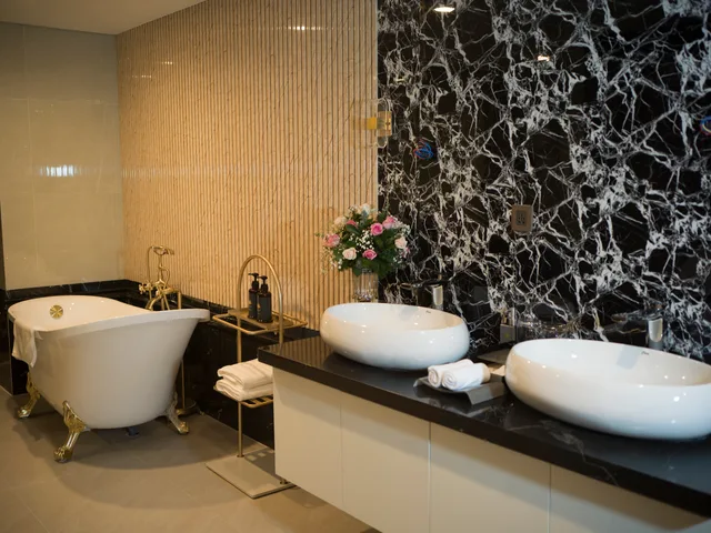 جناح فاخر غراند، MerPerle Dalat Hotel 6/8