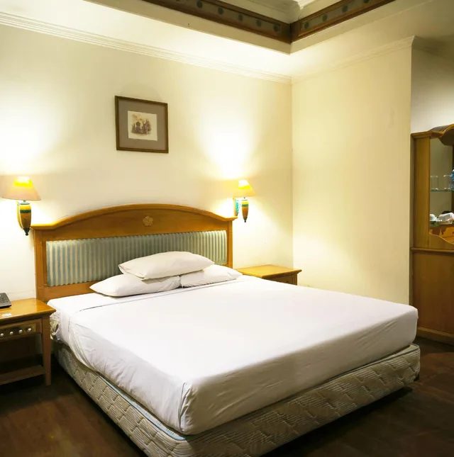 غرفة سوبيريور بسرير كينج، KRESNA HOTEL WONOSOBO 5/7