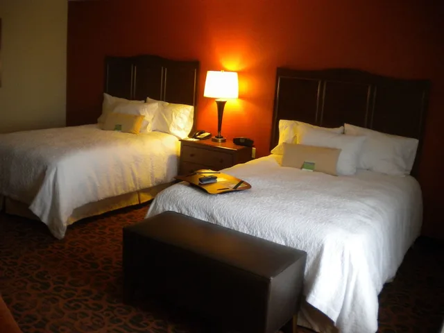 استوديو بسريرين كوين مع أريكة لذوي الإعاقة، Hampton Inn And Suites Cincinnati Uptown University Area Oh 1/6