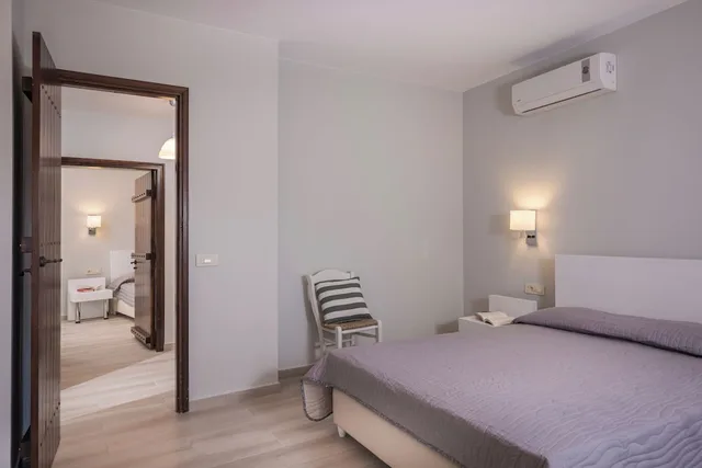 3 Bedrooms, Deluxe, Traditional, Suite, 2 Double and Twin Beds, Sofa، Spilia Village 3/10