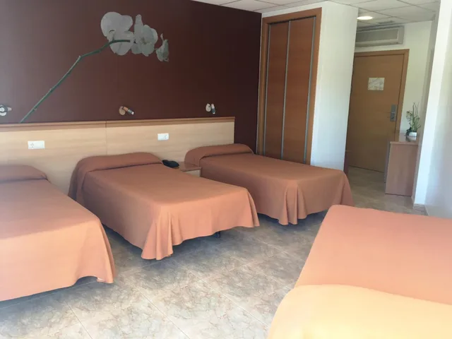 Family, Hotel Mediterrani Blau 1/3