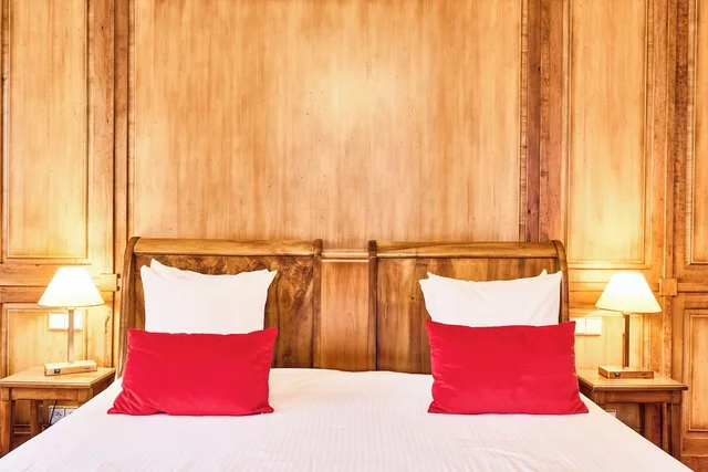 جناح بثلاثة أسرّة، Hotel Saint Martin 5/9