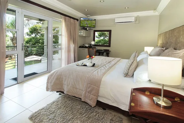 جناح تنفيذي بسرير كينج، Ushaka Manor Guest House 2/3