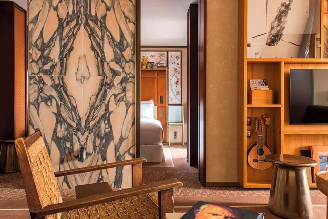 Adjoining, Suite, 2 King Beds, Terrace، Brach Madrid 6/6