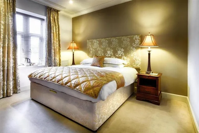 Lodge, Bungalow, King Bed، The Mansion House Hotel 3/3