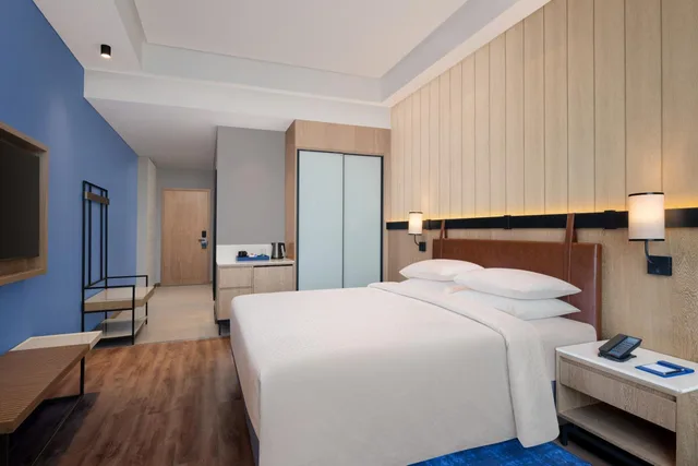 غرفة ديلوكس بسرير كينج بإطلالة على المدينة، Four Points by Sheraton Nashik 4/5