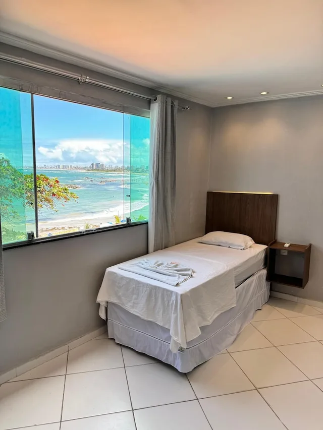 غرفة ثلاثية بسرير كوين وسرير فردي بإطلالة على البحر، Hotel Luar De Itapua 1/10