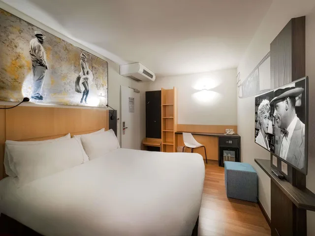 غرفة قياسية بسرير مزدوج، IBIS LOCARNO 2/8