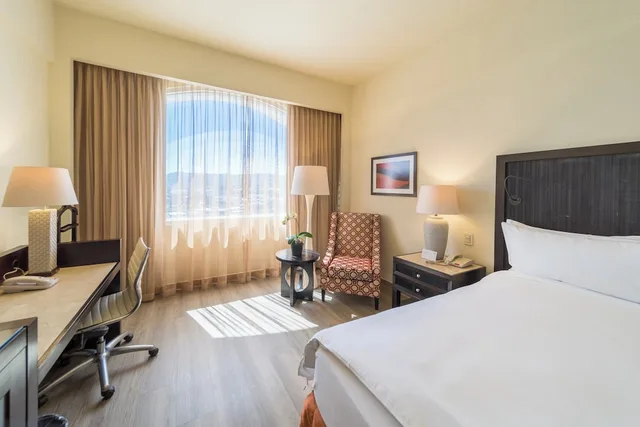 غرفة كلاسيكية بسرير كينج، InterContinental San Salvador-Metrocentro Mall 5/8