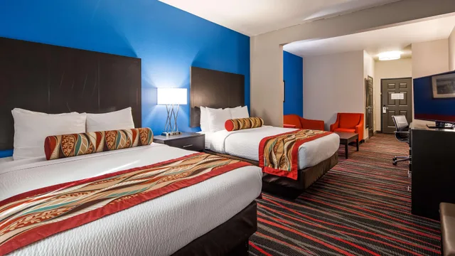 جناح بسريرين كوين لذوي الإعاقة، Best Western Plus Tech Medical Center Inn 2/6