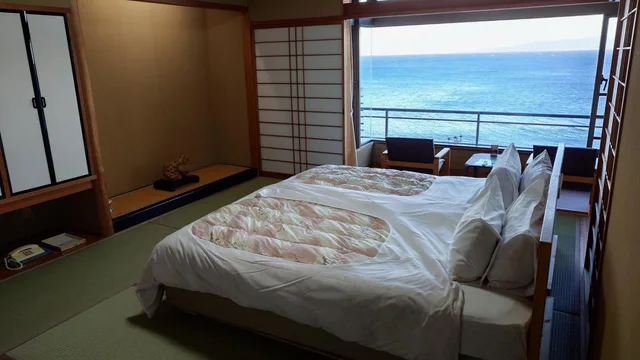 Japanese, Twin Beds, Atagawakan 1/10
