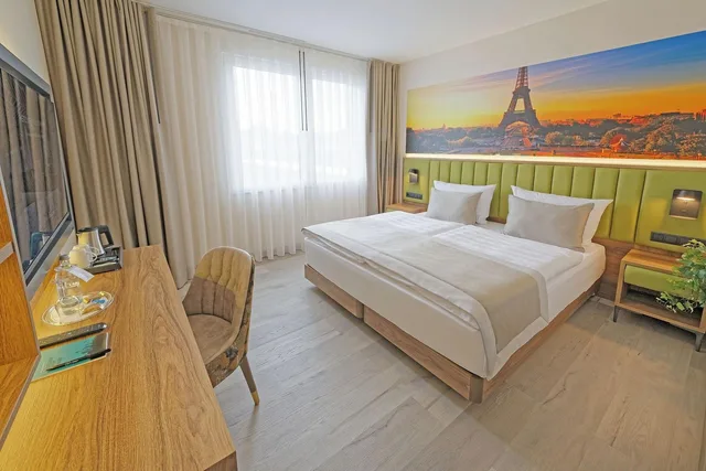 غرفة سوبيريور بسرير مزدوج، Friends Hotel Dusseldorf-Airport Ratingen 1/1