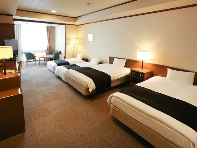 Economy, Twin Beds, Two Extra Beds, 2 Sofa، APA Hotel Sapporo Susukino-EkiNishi 1/3