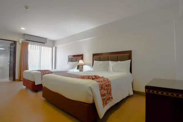 غرفة سوبيريور بسرير مزدوج وسرير فردي، Pattaya Hiso Hotel 1/2
