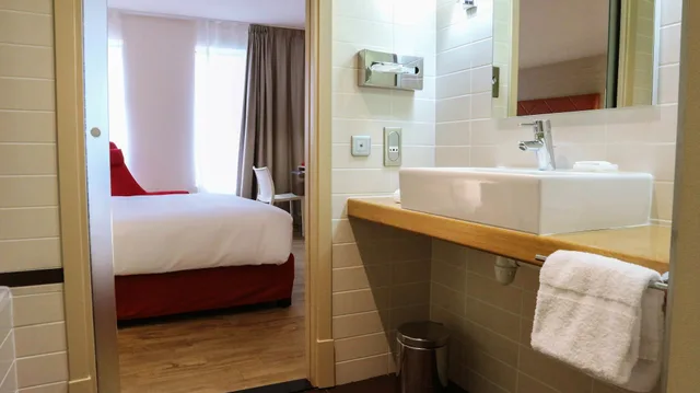 غرفة عائلية بسريرين كوين، Radisson Blu Hotel Toulouse Airport Formerly Radisson Sas 4/4