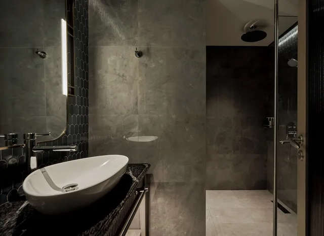 غرفة تنفيذية بسرير كينج، La Siesta Premium Saigon Central 4/4
