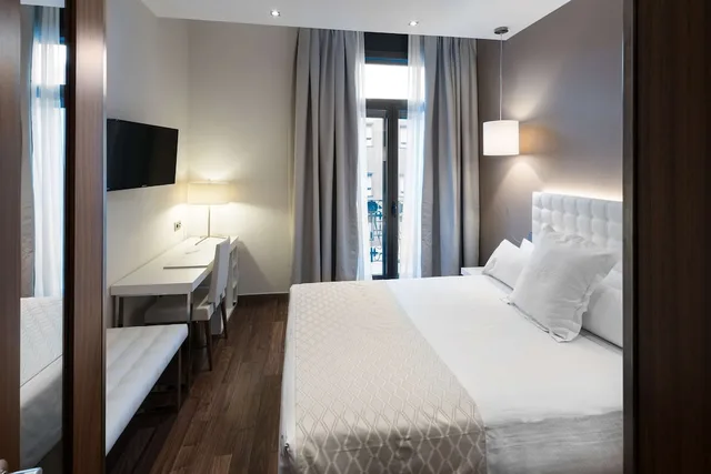 Single room, Hotel Catalonia Ramblas 5/7