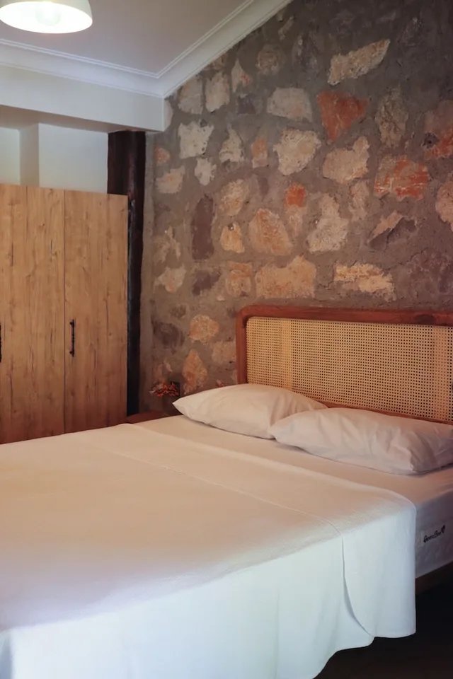 Basic, Queen Bed, Dalya Life 1/5
