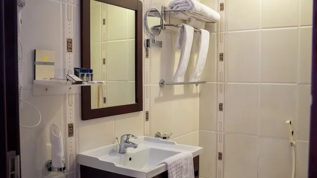 غرفة قياسية بسرير مزدوج، ابراج الريان المكية(Al Rayyan Makiya Towers Hotel) 4/4
