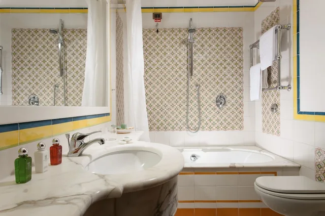 Classic, Twin Beds, Balcony, Grand Hotel Capodimonte 3/4