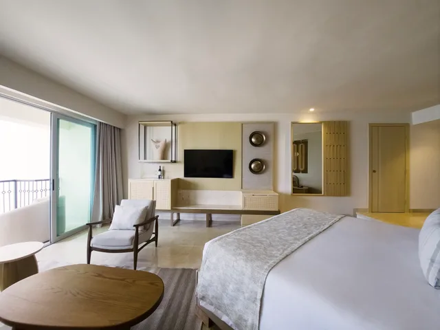 غرفة قياسية بسرير كينج، Grand Park Royal Cancun All Inclusive 4/4