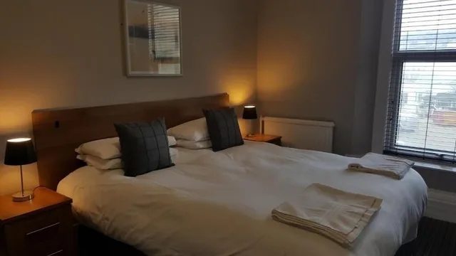 Standard, Double Bed, The York Hotel 1/2