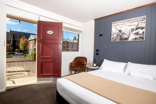 Efficiency, Queen Bed، City Centre Armidale 1/1