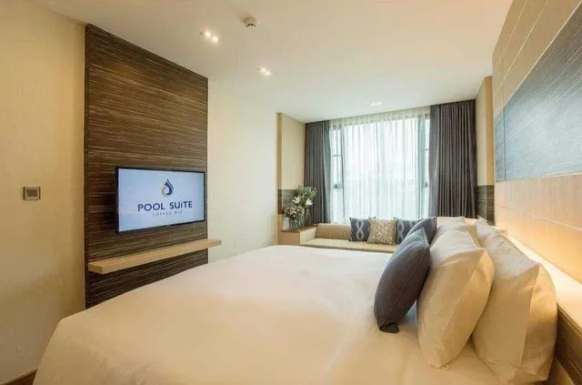 غرفة سوبيريور بسرير مزدوج أو سريرين منفصلين بشرفة، Pool Suite Chiang Mai 2/3