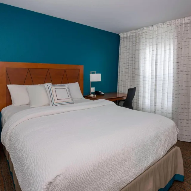 جناح بغرفتي نوم مع أريكة، Residence Inn by Marriott Boise West 1/5