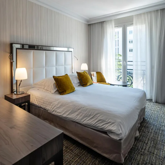 غرفة بريفيليج، Le Canberra 4/10
