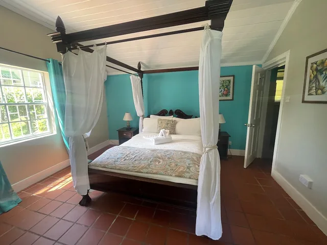 استوديو كبير بسرير كوين، Marigot Beach Club and Dive Resort 1/4