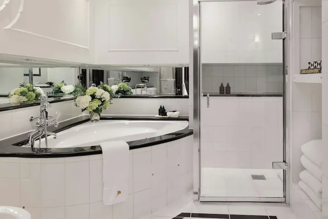 جناح بسرير كينج مع أريكة، Hotel 41 8/8