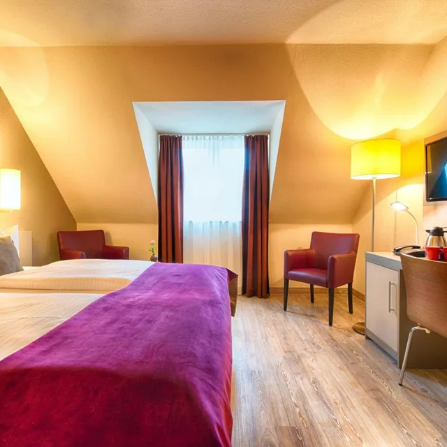 غرفة كومفورت بسرير كينج، Leonardo Hotel Mannheim Ladenburg 3/10
