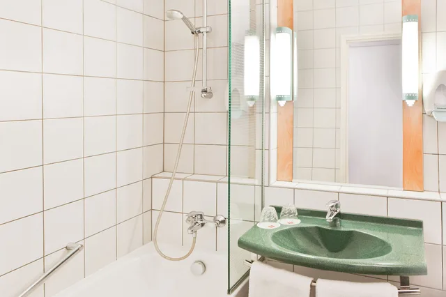 غرفة قياسية بسرير مزدوج وسريرين منفصلين، Ibis Budapest Citysouth 10/10