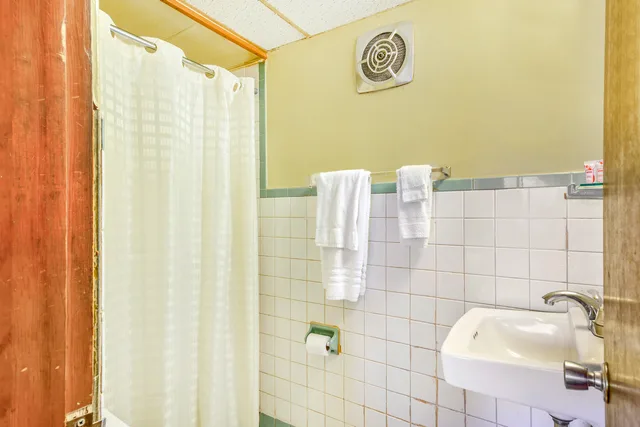 غرفة بسرير فردي، OYO Hotel Downtown Peoria I-74 5/5