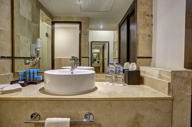 جناح جونيور بجاكوزي، Royalton Splash Punta Cana, An Autograph Collection All-Inclusive Resort & Casino 3/3