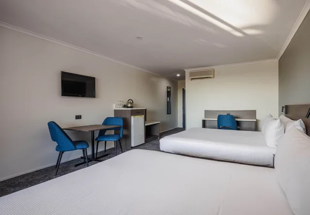 غرفة سوبيريور بسريرين كوين، Heartland Hotel Auckland Airport 5/10