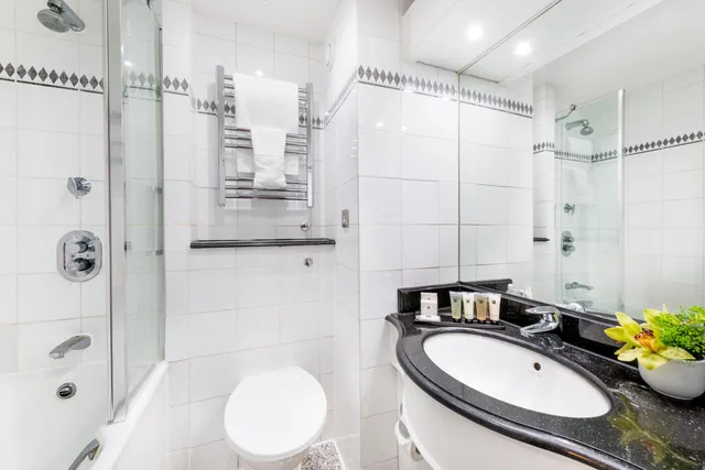 غرفة بسرير مزدوج، Millennium Hotel London Knightsbridge 2/4
