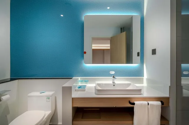 Standard, King Bed, Atrium View, Extra Floor Space، Holiday Inn Express Jinan Airport Zone 4/5